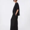Bawełniana koszulka z plisowanym tyłem, czarna Bawełniana koszulka z plisowanym tyłem, czarna