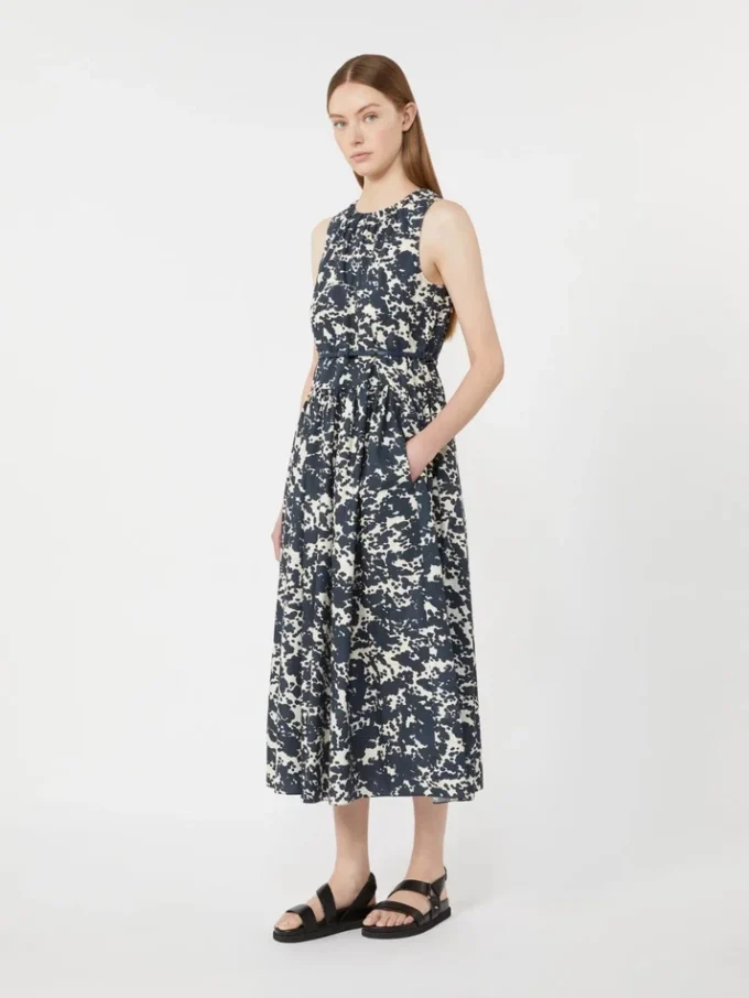 Bawełniana sukienka z nadrukiem i paskiem, kolor ultramaryna