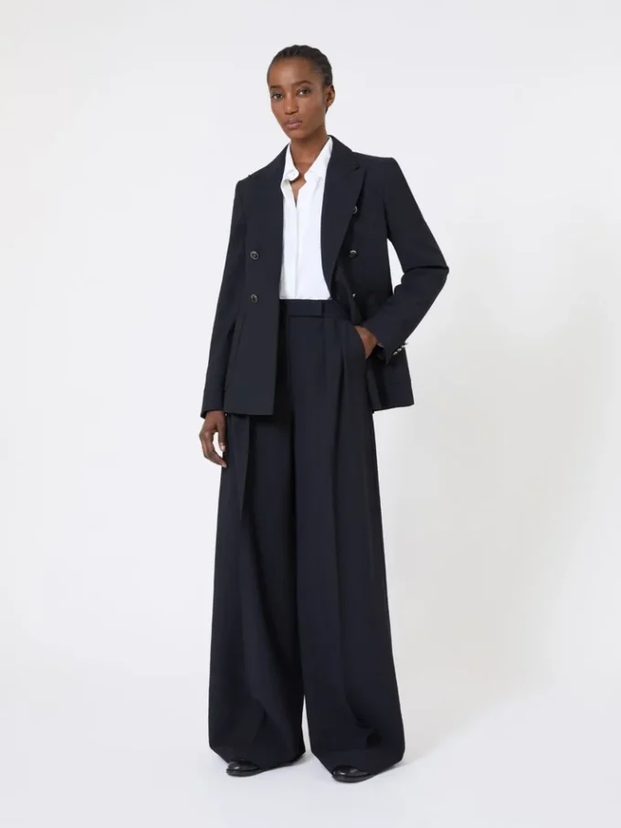 Body w stylu koszuli z popeliny, biel optyczna Body w stylu koszuli z popeliny, biel optyczna