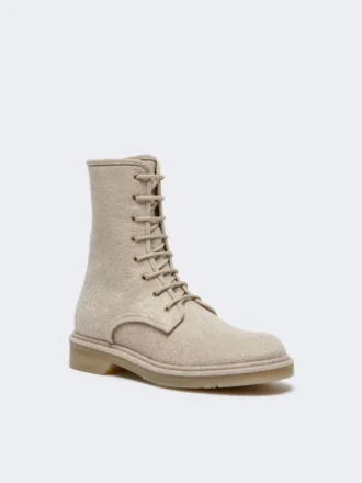 Buty typu combat z czystego kaszmiru, w kolorze beżowym Buty typu combat z czystego kaszmiru, w kolorze beżowym