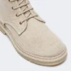 Buty typu combat z czystego kaszmiru, w kolorze beżowym Buty typu combat z czystego kaszmiru, w kolorze beżowym