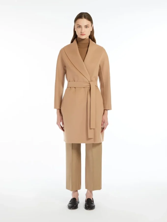 Dwustronny wełniany płaszcz typu robe, kolor camel