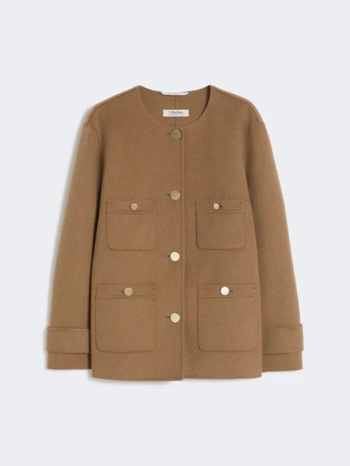 Krótka kurtka z wełnianej tkaniny typu broadcloth, kolor camel Krótka kurtka z wełnianej tkaniny typu broadcloth, kolor camel