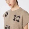 Krótki sweter z wełny i kaszmiru, kolor piaskowy Krótki sweter z wełny i kaszmiru, kolor piaskowy