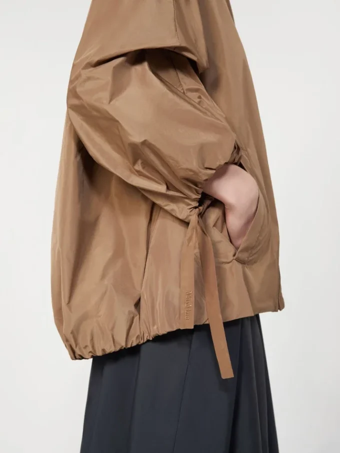 Kurtka z tafty hydrofobowej, kolor camel Kurtka z tafty hydrofobowej, kolor camel
