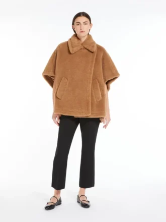 Peleryna z tkaniny teddy, kolor camel