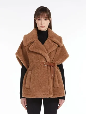 Peleryna z tkaniny teddy, kolor camel