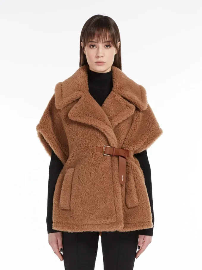 Peleryna z tkaniny teddy, kolor camel