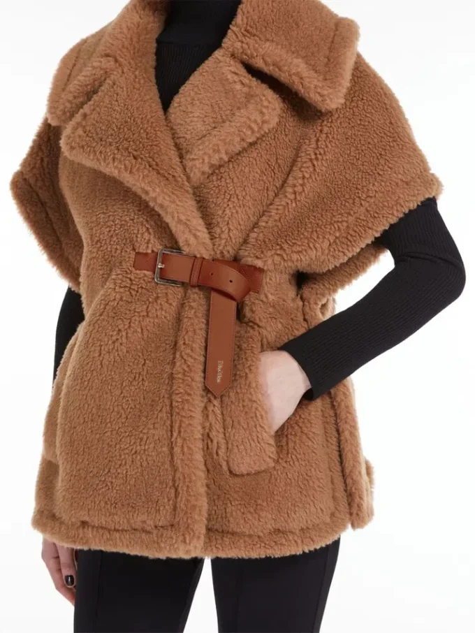 Peleryna z tkaniny teddy, kolor camel