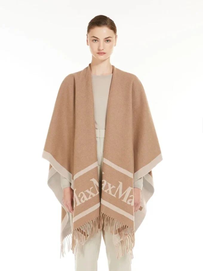 Ponczo z wełny żakardowej, kolor camel Ponczo z wełny żakardowej, kolor camel