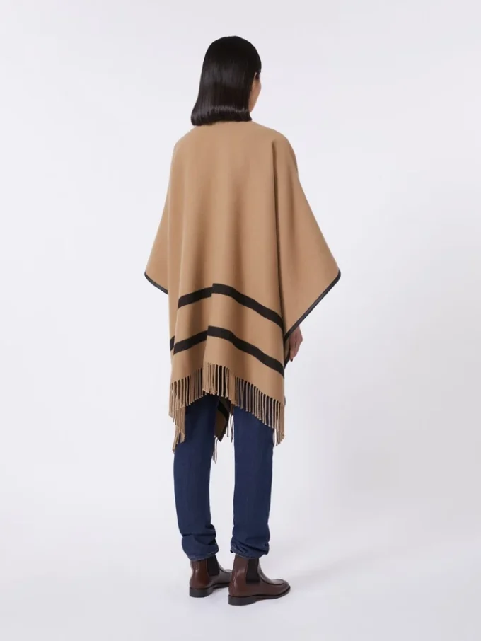 Ponczo z wełny żakardowej, kolor camel Ponczo z wełny żakardowej, kolor camel