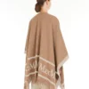 Ponczo z wełny żakardowej, kolor camel Ponczo z wełny żakardowej, kolor camel