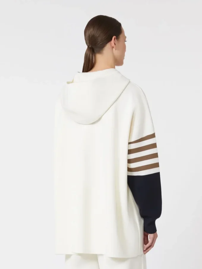 Sweter oversize z dzianiny wełnianej, kolor kości słoniowej Sweter oversize z dzianiny wełnianej, kolor kości słoniowej