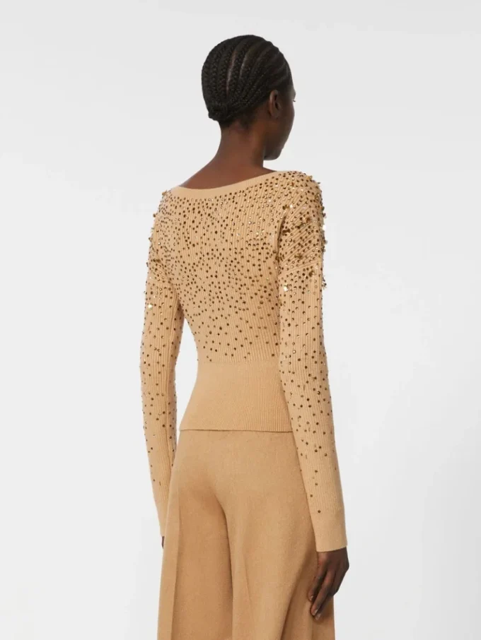 Sweter z wełny i kaszmiru z dekoltem w serek, kolor camel Sweter z wełny i kaszmiru z dekoltem w serek, kolor camel