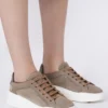 Zamszowe trampki, kolor błotny Zamszowe trampki, kolor błotny